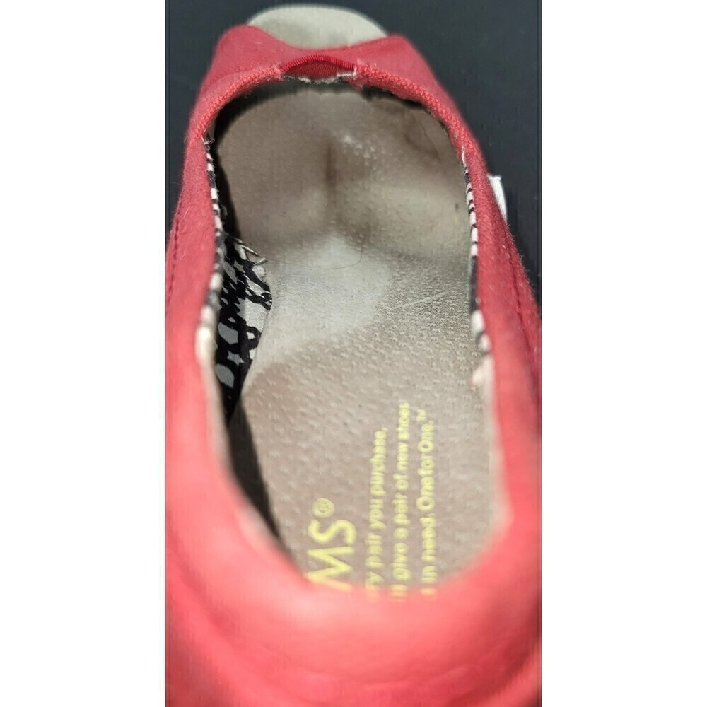 Tom's Red Canvas Wedge Espadrille - Size 9 - Picture 8 of 12
